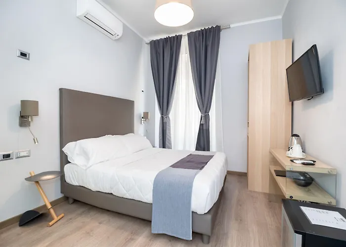 Clementi 18 Pensión Roma