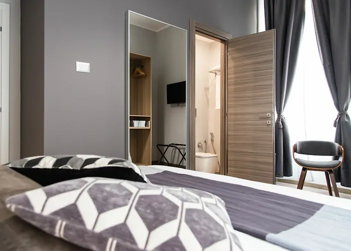 Pensión Clementi 18 4*