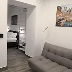 بيت ضيافة Clementi 18 4*
