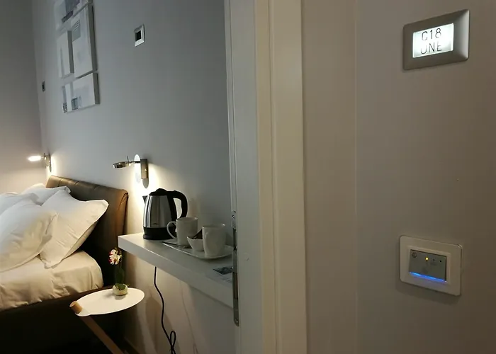 Clementi 18 Pensjonat